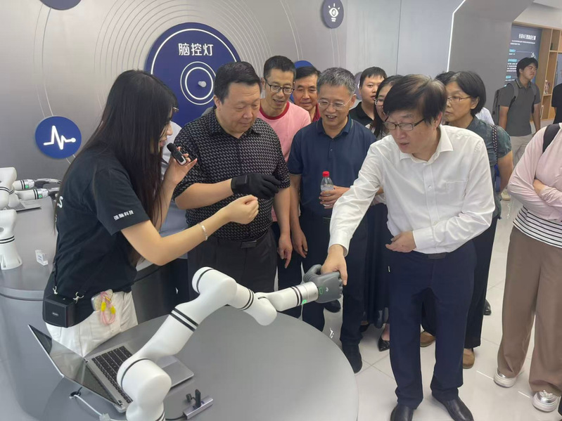问需问计|党委副书记、校长陈斌...